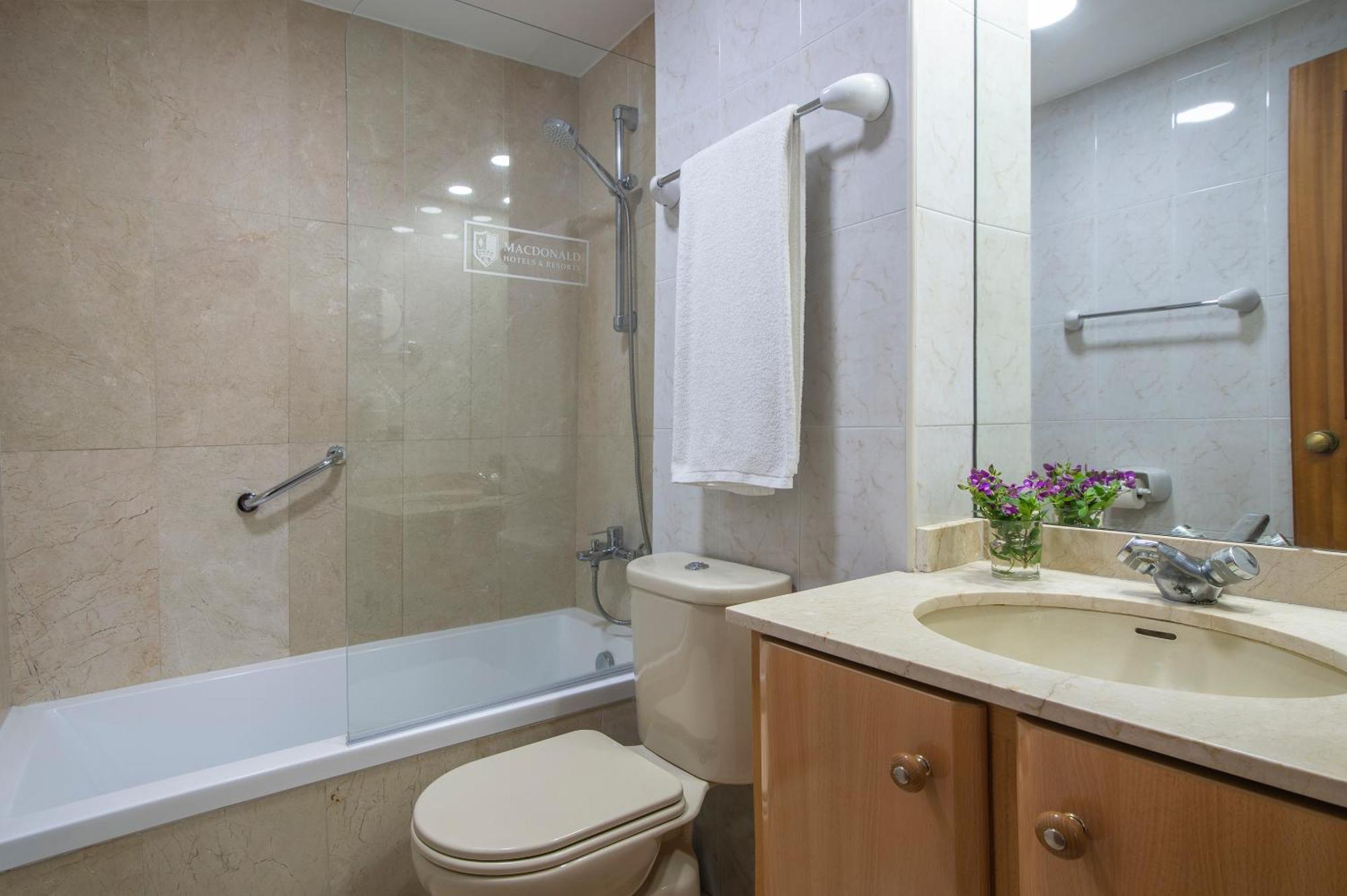 Macdonald Villacana Apartment *